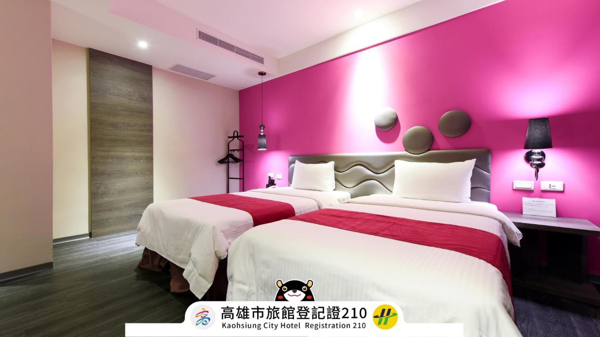 Blue Coast Hotel Kaohsiung Exterior photo