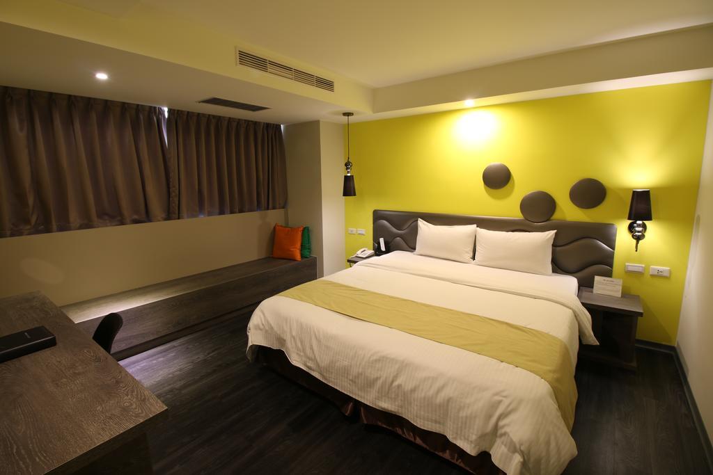 Blue Coast Hotel Kaohsiung Exterior photo