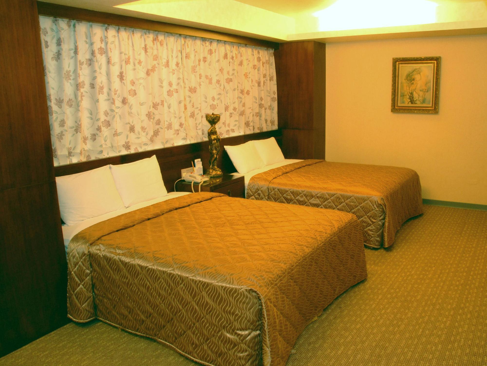 Blue Coast Hotel Kaohsiung Exterior photo