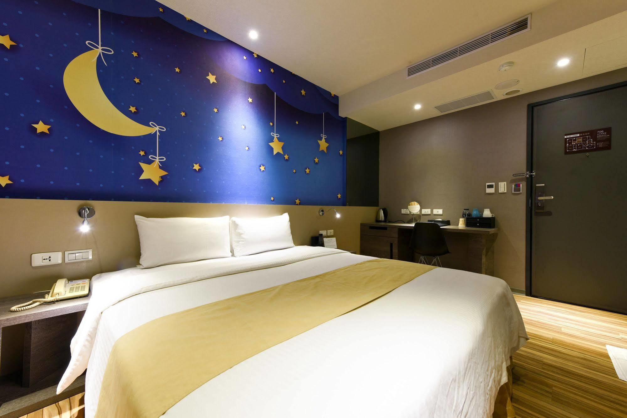 Blue Coast Hotel Kaohsiung Exterior photo
